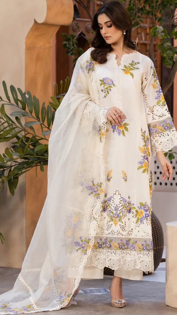 Embroidery lawn 3pc